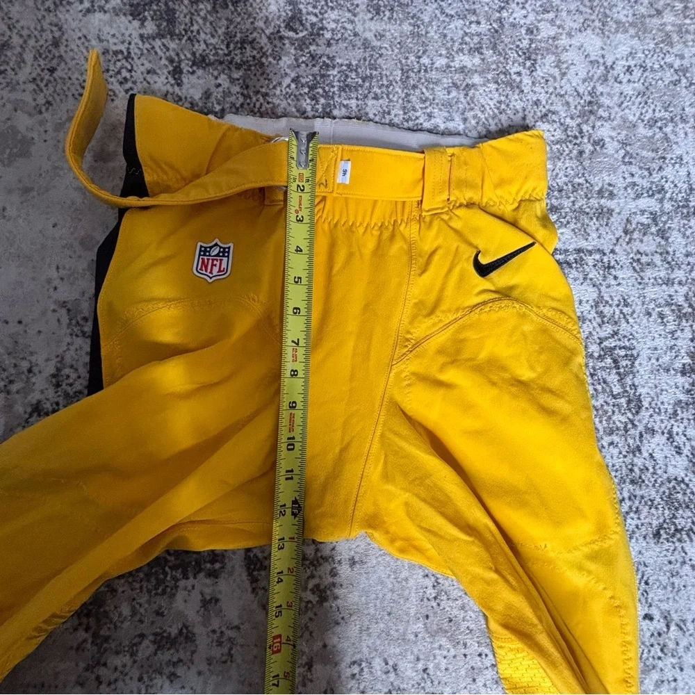 Nike NFL On Field Football Game Pants Yellow Gold Black Men’s 34 Short